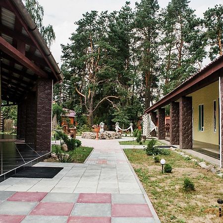 U Listochka Hotel Bereza Екстериор снимка