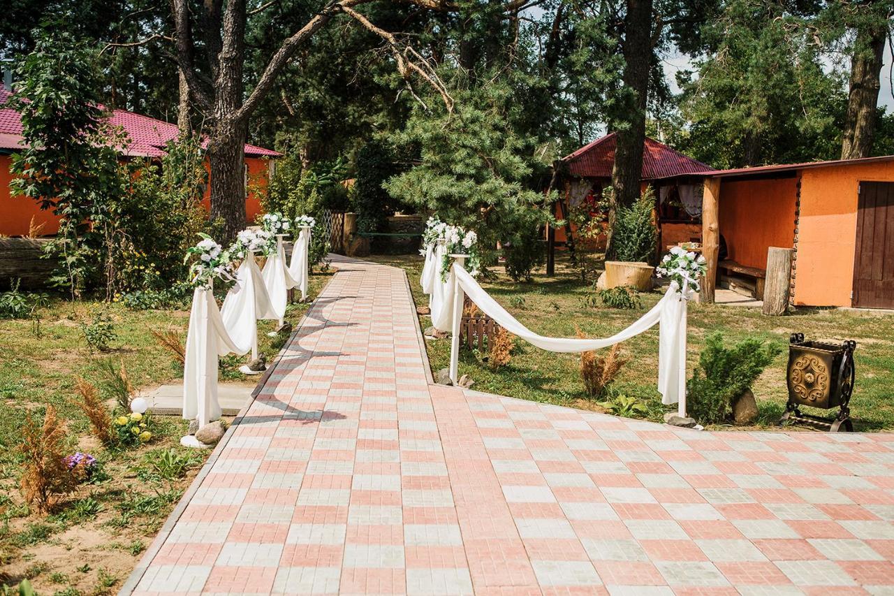 U Listochka Hotel Bereza Екстериор снимка