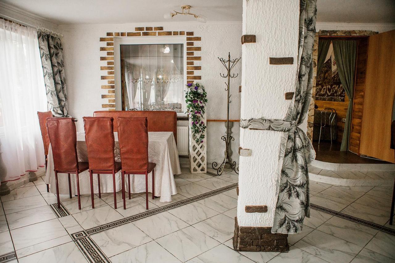 U Listochka Hotel Bereza Екстериор снимка