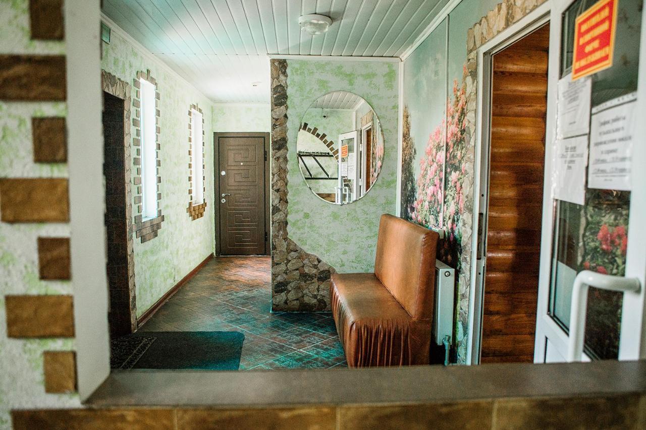 U Listochka Hotel Bereza Екстериор снимка