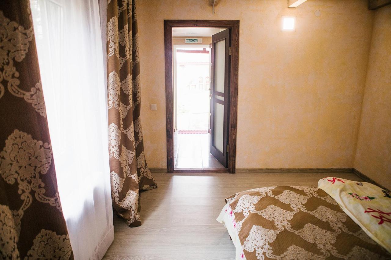 U Listochka Hotel Bereza Екстериор снимка